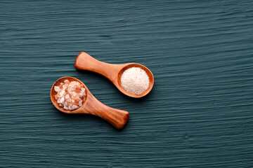 Pure salt in fine grains and coarse grains - Himalayan pink crystals