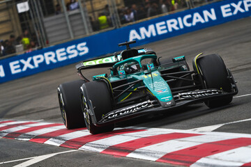 Naklejka premium BAKU, AZERBAIJAN - SEPTEMBER 21, 2025: Lance Stroll drives the Aston Martin AMR25 during the Formula 1 Azerbaijan Grand Prix at Baku City Circuit