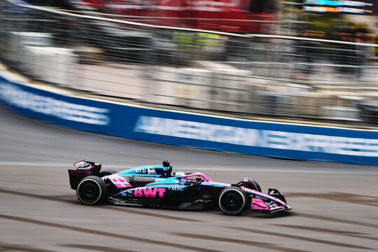 BAKU, AZERBAIJAN - SEPTEMBER 21, 2025: A BWT Alpine F1 Team A525 speeds along the Baku City Circuit during the 2025 Azerbaijan Grand Prix