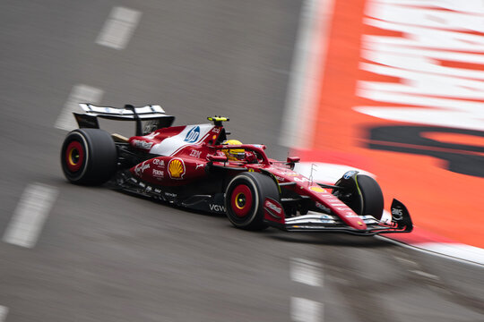 BAKU, AZERBAIJAN - SEPTEMBER 21, 2025: Lewis Hamilton pilots the Scuderia Ferrari HP SF-25 during the Formula 1 Azerbaijan Grand Prix at Baku City Circuit