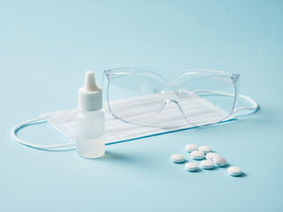 花粉症対策のための目薬、飲み薬、衛生用品のイメージ写真