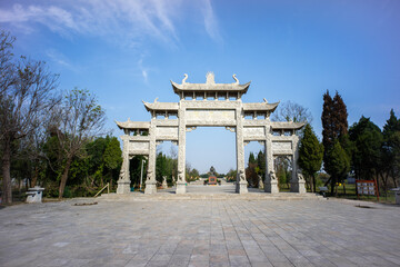 The Suihuang Mausoleum in Shangqiu, Henan Province, China, is one of the earliest imperial mausoleums in China. Suiren invented the method of making fire by drilling wood.