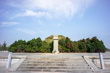 Mausoleum of Suiren Shi in Shangqiu, Henan Province, China, is one of the earliest imperial mausoleums in China. Suiren invented the method of making fire by drilling wood.