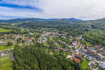 Obraz premium Ausblick auf die bayerisch-böhmische Grenzregion bei Bayerisch-Eisenstein am Großen Arber