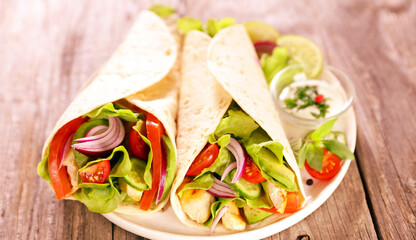 chicken and vegetable sandwich wrap