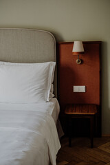 Modernes Interior Design im Hotel Mondschein in Bozen, Südtirol – Historisches Gebäude mit...