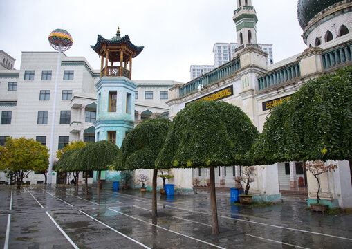 Dongguan grand mosque under the rain, Qinghai province, Xining, China