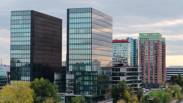 D&uuml;sseldorfer Medienhafen Hochhaus Drohne