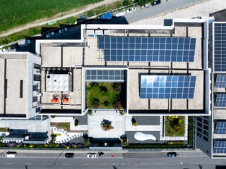 solar power on rooftop of factoy building