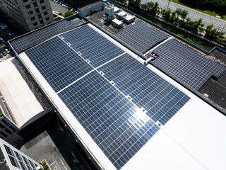 solar power on rooftop of factoy building