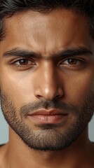 Obraz premium Close-up portrait model, Close-up of a model's face showing boredom and a neutral expression in photography.