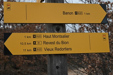 LE VIEUX REDORTIERS (Provence)