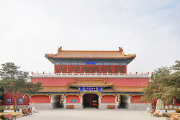 Anshan Jade Buddha Temple - Ancient Chinese Buddhist Complex © LyVan