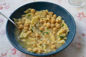 pasta with soup of chickpeas