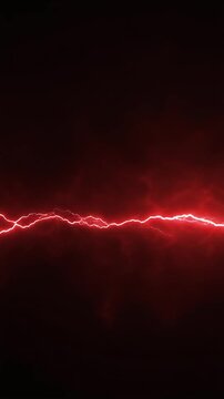 赤色雷が残光をにじませる横動画