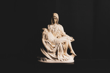 Obraz premium Pietà, our lady of pity, sculpture of Jesus and Mary