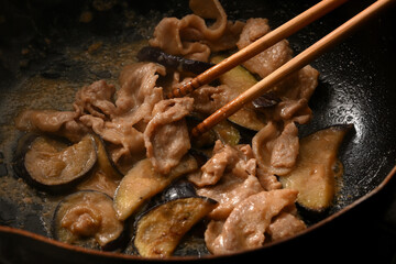 茄子と豚肉の味噌炒め