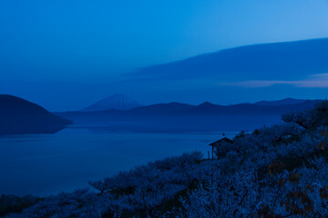 北海道壮瞥町2025春-早朝の壮瞥公園-10