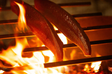 高知の豪快藁焼き鰹のタタキ