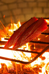 土佐の藁焼き鰹のタタキ