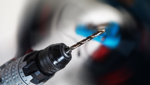 Precision Twist Drill Bit in Mechanical Drill Chuck