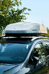 Obraz premium Adventure travel with practical roof storage design