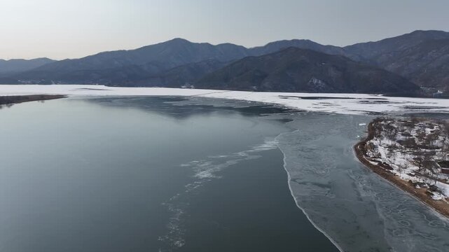 남양주 다산생태공원 강가
