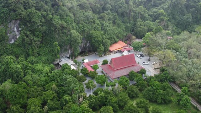 Wat Tham Khao Daeng (Wat Khuha Santayaram), Sacred Mountain Temple, Thailand