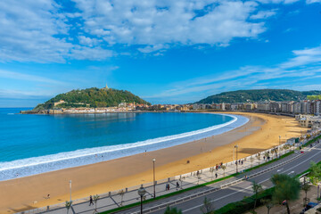 Fototapeta premium La concha beach san sebastian basque country spain panoramic view from miraconcha
