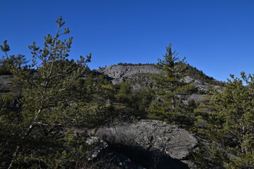 Terres  noires d'Archail (Provence)