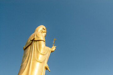 Obraz premium Golden Guanyin Statue at Fo Guang Shan Temple is Taiwanese style temple in Thailand