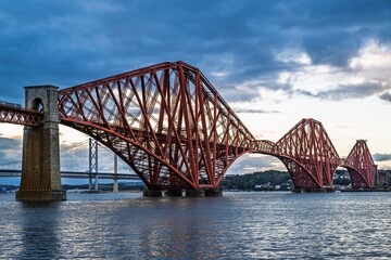 Obraz premium Forth Bridge, Queensferry Crossing, Forth Estuary, Scotland, UK