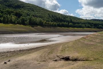 Alte Aseler Br&uuml;cke am Edersee bei Niedrigwasser