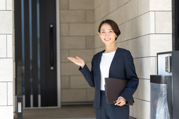 女性　ビジネス