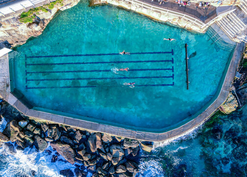 Bronte beach bronte ocean pool sunrise