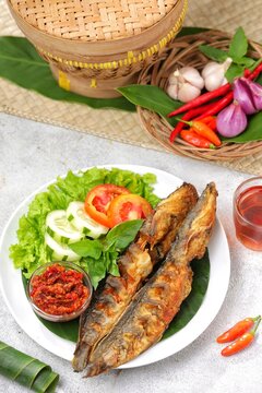 Pecel lele or pecek lele or penyetan is a typical East Javanese food, consisting of catfish and tomato sauce. Usually, pecel lele is catfish that is fried dry in oil, then served with tomato sauce and
