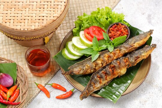 Pecel lele or pecek lele or penyetan is a typical East Javanese food, consisting of catfish and tomato sauce.