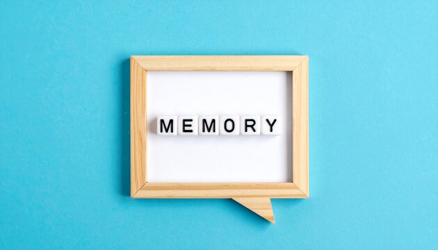 Wooden speech bubble with MEMORY tiles