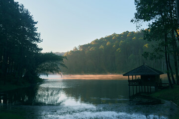 Fototapeta premium Pang Ung, a major tourist destination in northern Thailand, boasts a cold climate and stunning natural beauty. It is located in Mae Hong Son Province, Thailand.