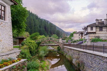 Street with typical buildings, in Shiroka Laka