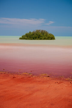 Colors of Broome&rdquo; (Roebuck Bay)