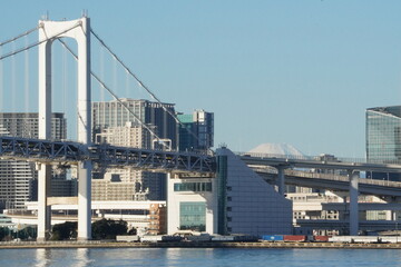 レインボーブリッジと富士山
