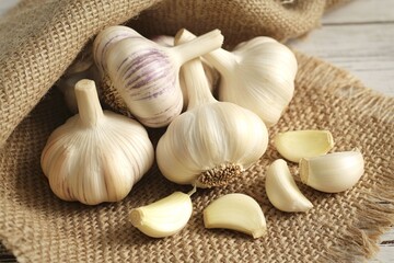 A photo of a fresh garlic bulbs