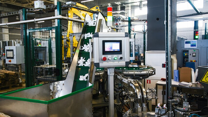 Fully automated production of plastic bottles for household chemicals