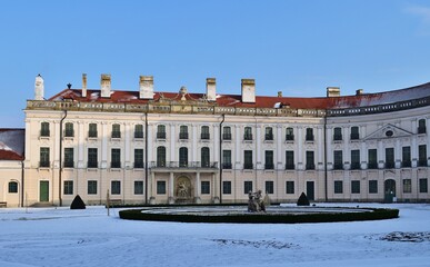 Schloss Esterhazy in Fertőd, Ungarn im Winter