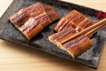 うなぎの蒲焼き イメージ