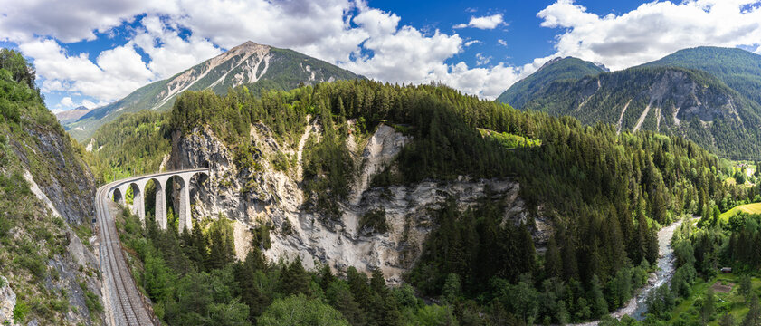 Landwasserviadukt curves through Swiss Alps