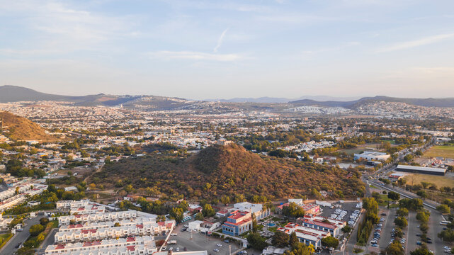 Vista a&eacute;rea Pir&aacute;mide de El Pueblito en Corregidora, Quer&eacute;taro, M&eacute;xico