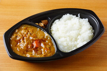 カレー弁当　持ち帰りカレー