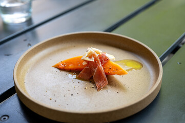 生ハムパパイヤ 生ハムメロン　前菜